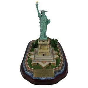 Lighted Statue of Liberty Sculpture by The Danbury Mint – Collectible Display